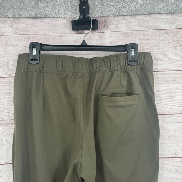 The North Face Olive‎ Green Hiking Pants Cropped Elastic Waist Womens Medium O - Picture 5 of 9